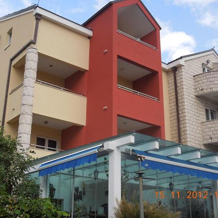 Hotel Aquamarin Budva Kültér fotó