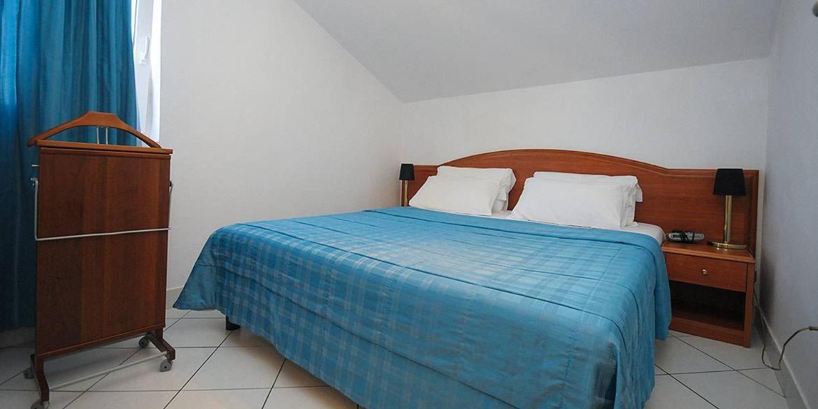 Hotel Aquamarin Budva Kültér fotó