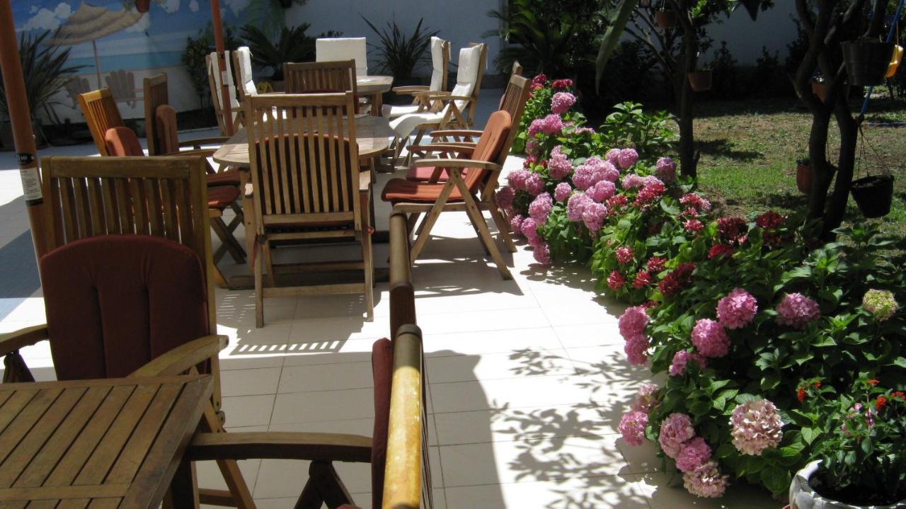 Hotel Aquamarin Budva Kültér fotó